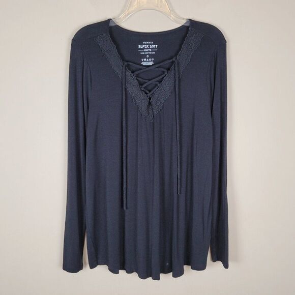 Torrid Super Soft Black Lace Trim Tye Tee Long Sleeve Stretch Top Black Size 0X - Picture 2 of 9